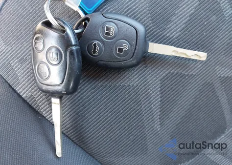 2011 Ford Fiesta Se z USA, uszkodzony, nr VIN 3FADP4EJ1BM160030